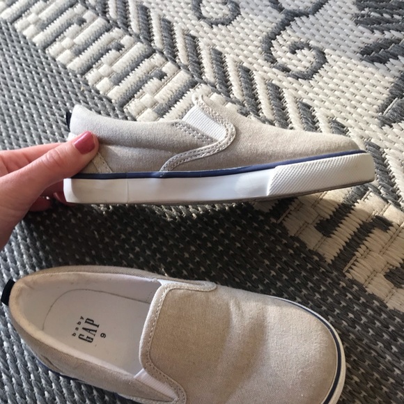 GAP Toddler Shoes - Picture 7 of 7